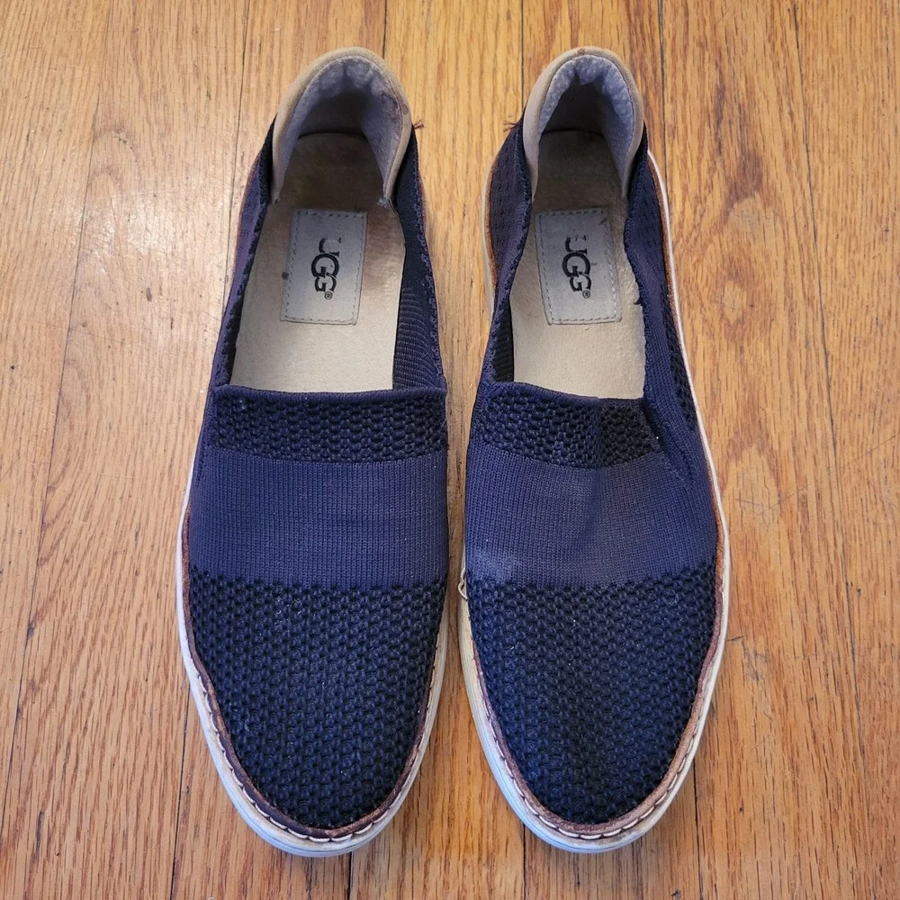 UGG‎ Navy Blue Knit Slip On Loafers Casual Sneakers Shoes 7 SAMMY Preppy